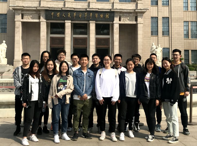 b8bd1092557a43cd99058352d104bd4a.jpg 团日活动2_爱奇艺.jpg