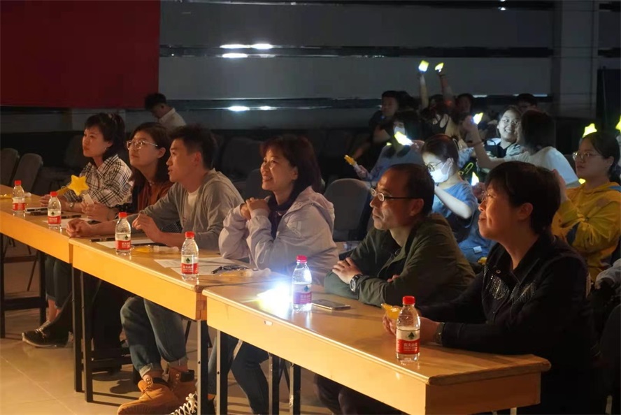 22d5114fead646348b66a4437a8831e1.jpg fefb74251fab9fba5beb7f71a3ec01c.jpg